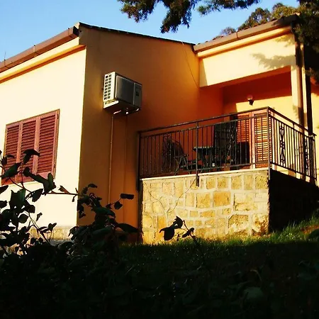 Garden 3*